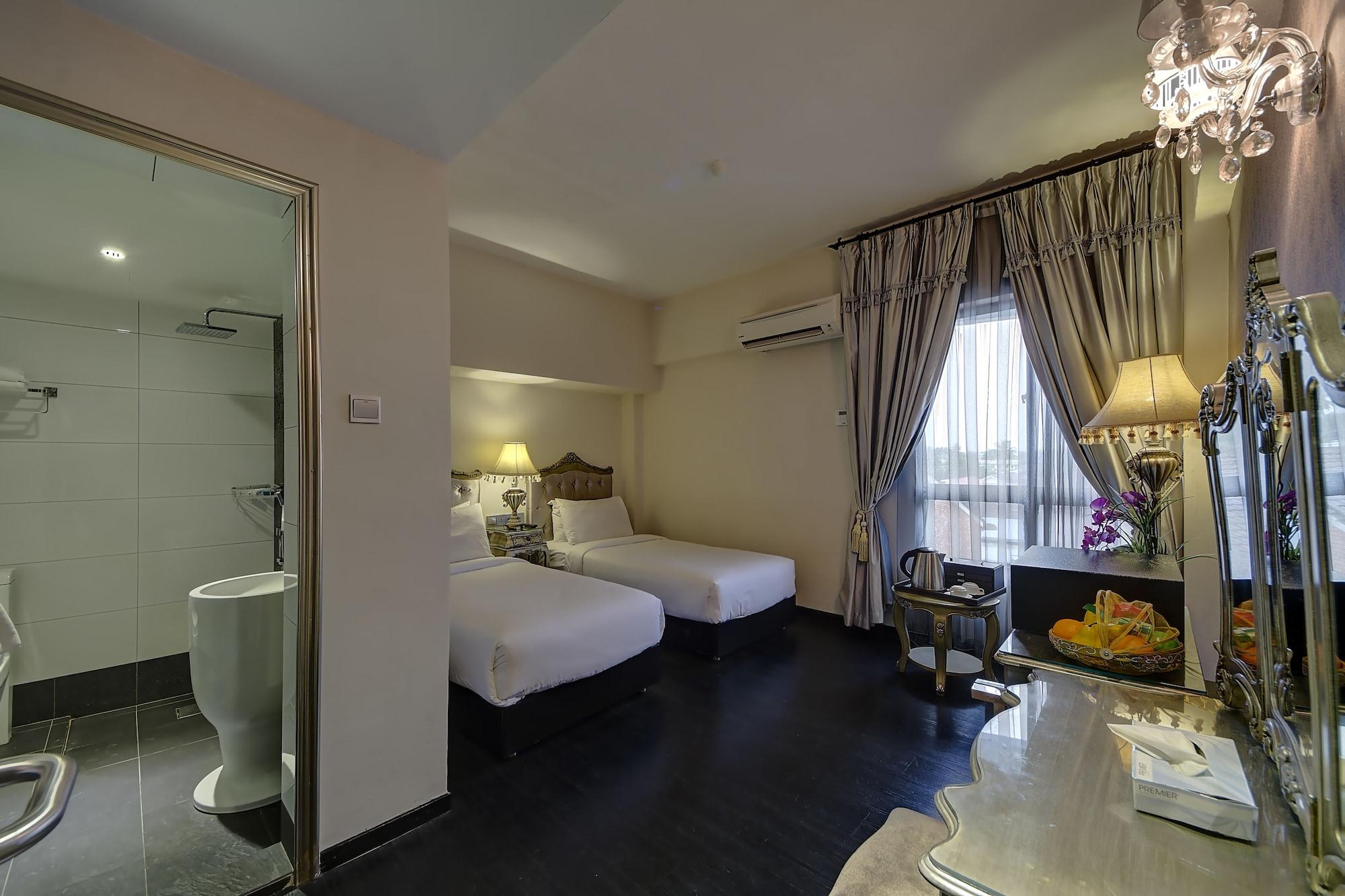 Hotel Arenaa Batik Boutique Kuantan Exterior foto