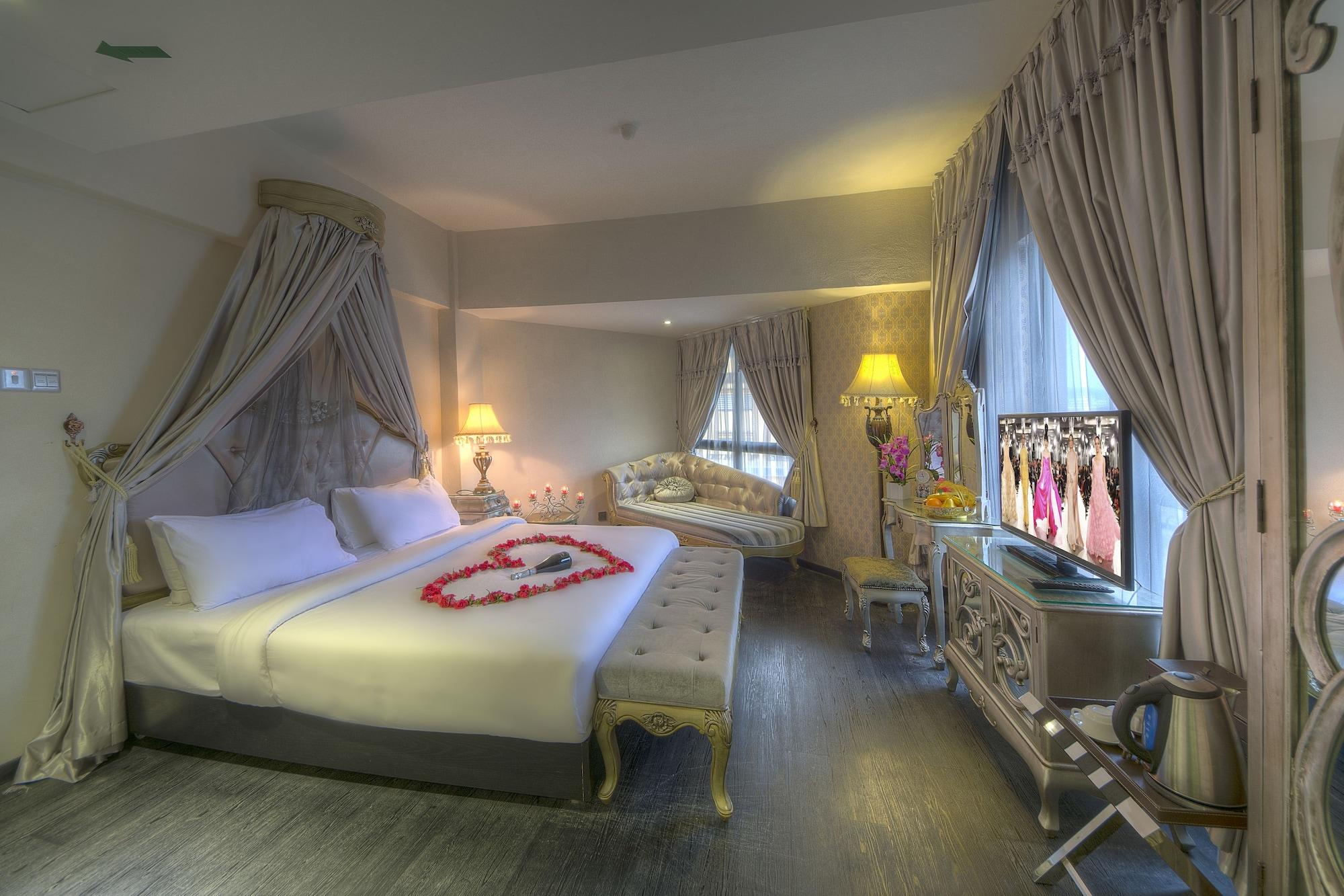 Hotel Arenaa Batik Boutique Kuantan Exterior foto